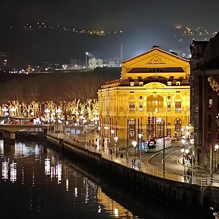 Cornerstone, En Casco Viejo