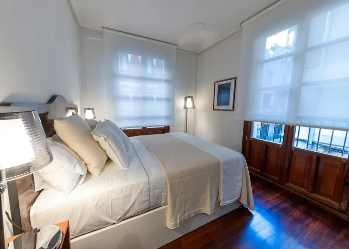 Cornerstone, En Casco Viejo * Bilbao