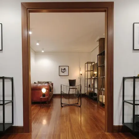 Cornerstone, En Casco Viejo